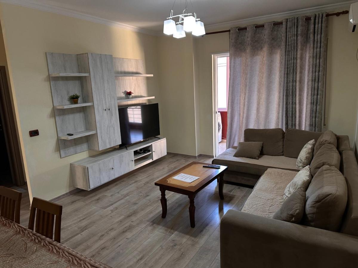 Family Apartments ساراندا المظهر الخارجي الصورة