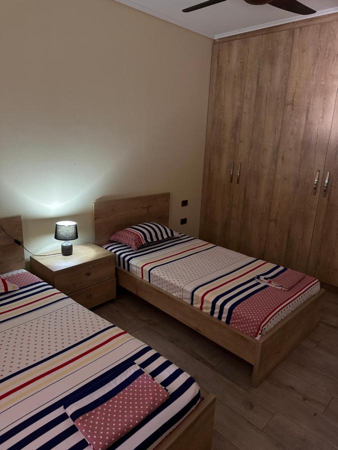 Family Apartments ساراندا المظهر الخارجي الصورة
